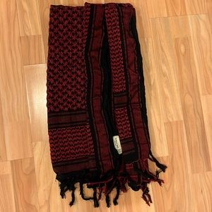 Shemagh scarf